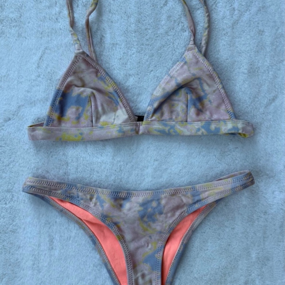 Women’s Triangl Tie Dye Bikini